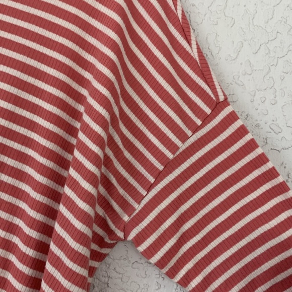 LuluRoe soft oversized,relaxed fit striped low-high front tunic/top size L - Picture 5 of 11
